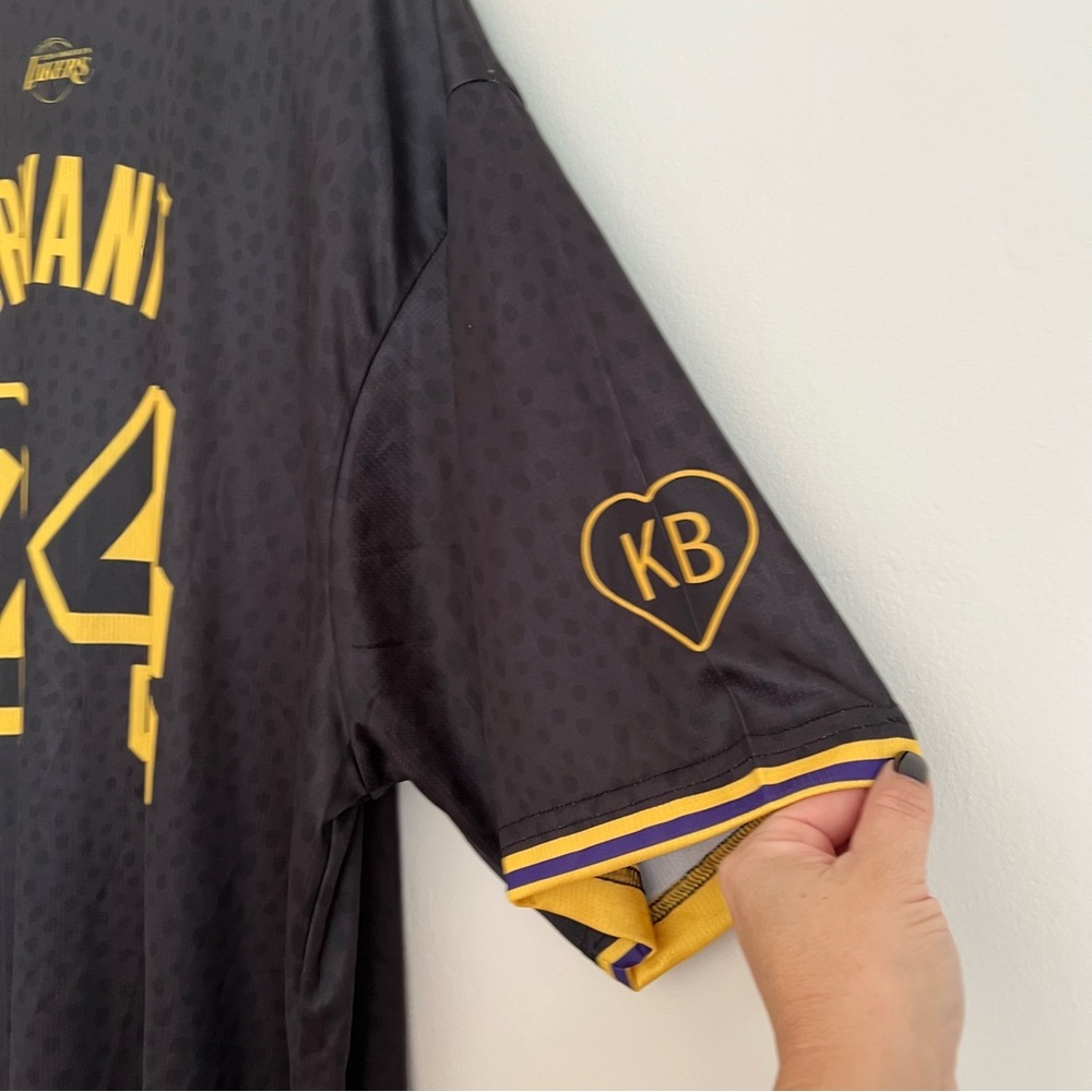 Kobe Bryant Dodgers Jersey - Picture 6 of 6